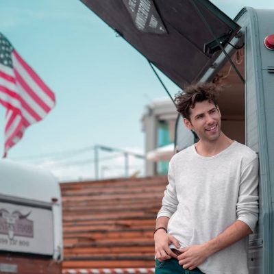 Sesión de fotos masculina para book profesional de Vicente